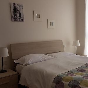 Camera con letto king size